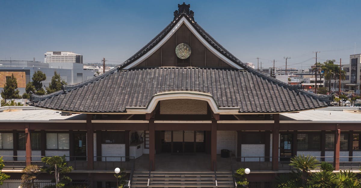 Implementing Symmetry for Visual Harmony in Landscaping